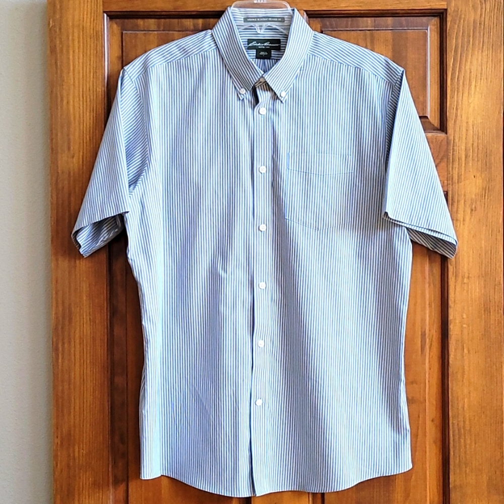 Eddie Bauer Mens short sleeve dress shirt  - Size Large